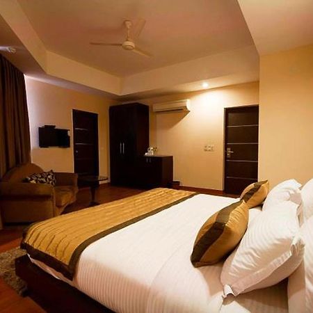 Hotel Shiva International Near By Igi Airport Nové Dillí Exteriér fotografie